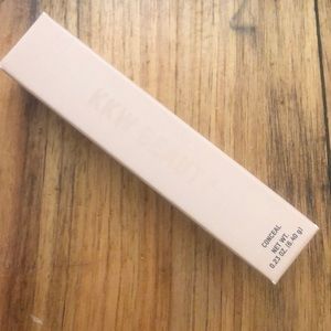 KKW Beauty Concealer Shade 4 Light/Cool NIB